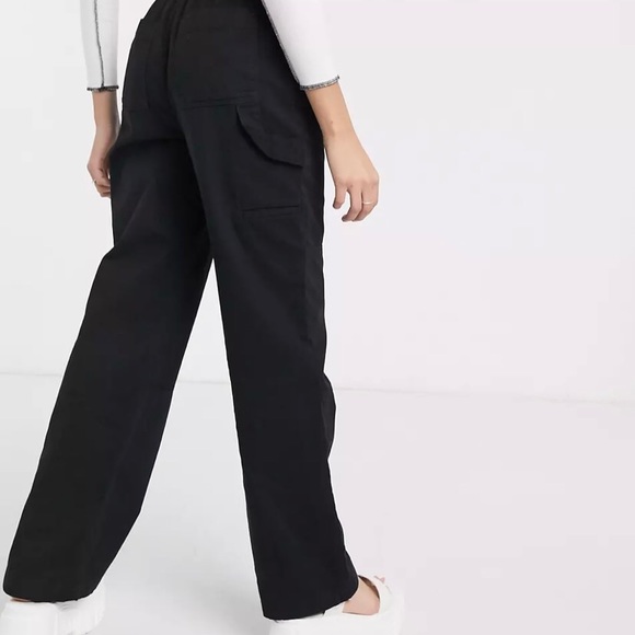 Topshop High Waisted Wide Leg Cargo Pant with Pockets - Black - Picture 3 of 14